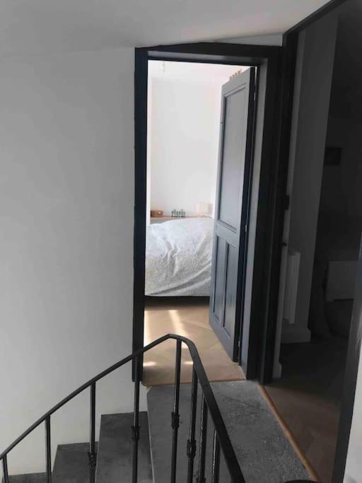 Grand En Maison De *