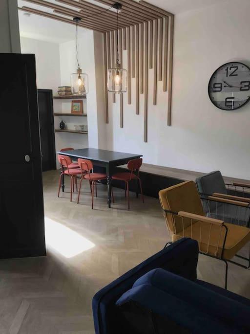 Apartment Grand En Maison De *